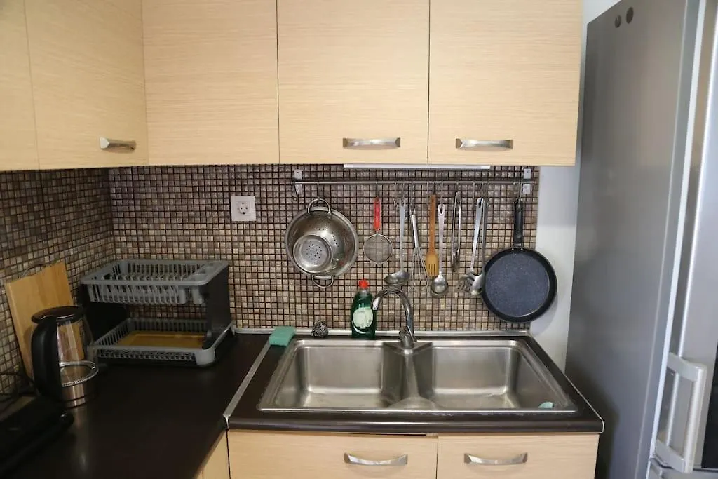 2Ndhome Peraía 0*,